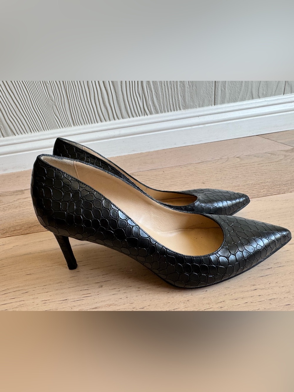 Ron White Cindy Lou Pump Croc Embossed in Onyx Sz: 39.5 / 9